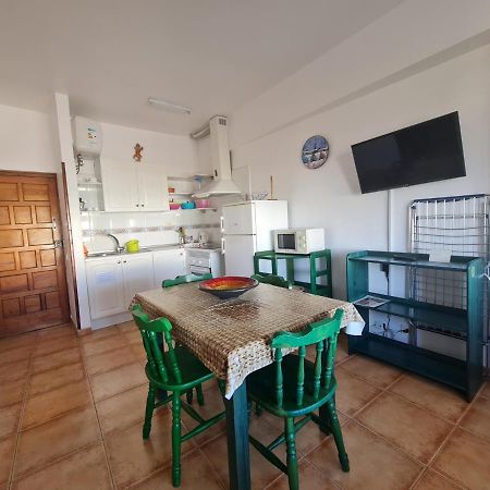 Apartamento "El Muelle" En El Centro Y Playa De Corralejo Apartment Exterior foto